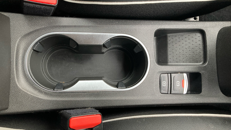 Renault Captur 1.6 E-Tech full hybrid 145 Techno 5dr Auto Hybrid Hatchback